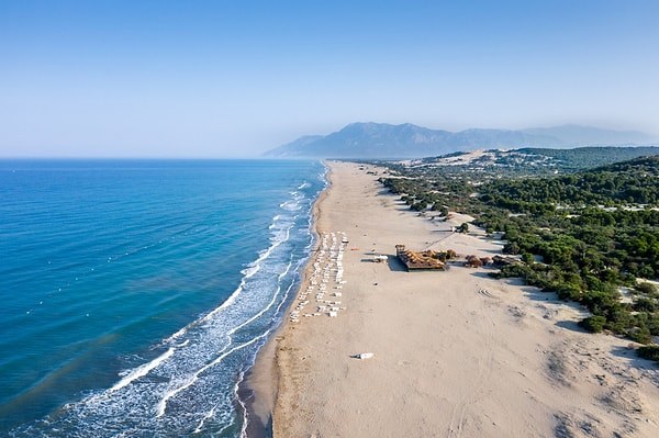 The 18-Kilometer Coastal Wonder